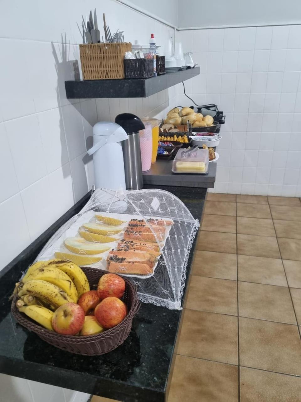 Hotel Avenida *